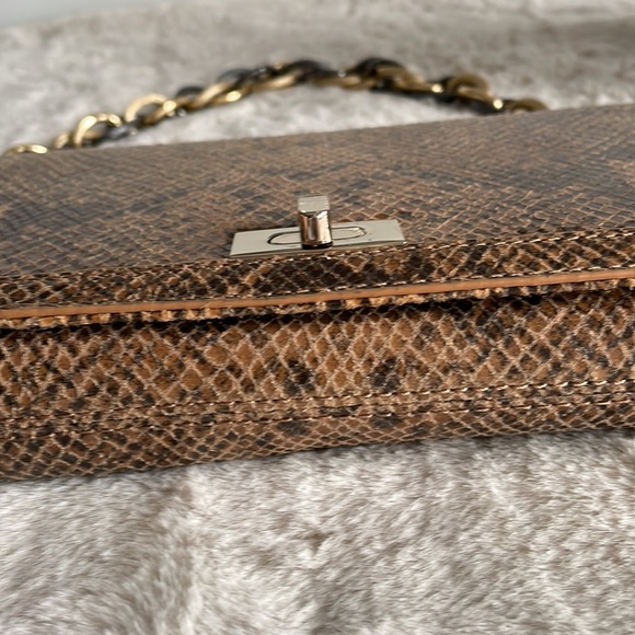 NWOT Alexis Hudson Snakeskin Leather Handbag with Chain Shoulder Strap. - Picture 8 of 14